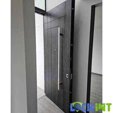 puertas-seguridad-rosales-bogota.webp
